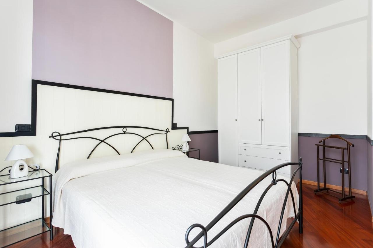 Santa Chiara Apartment By Myhomeincomo Como Exterior foto