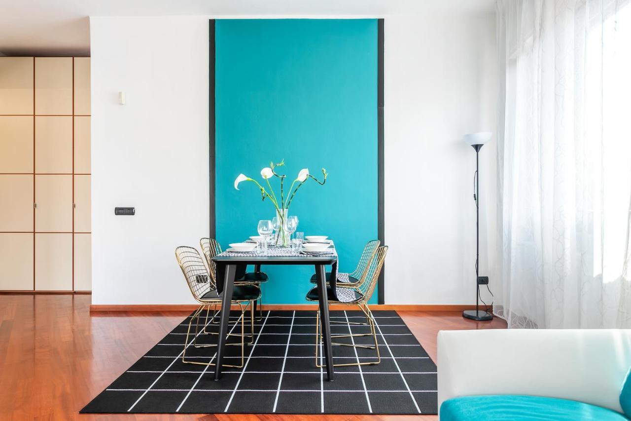 Santa Chiara Apartment By Myhomeincomo Como Exterior foto