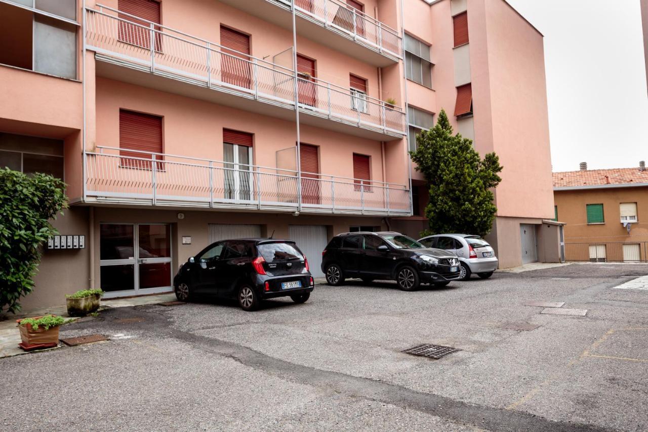 Santa Chiara Apartment By Myhomeincomo Como Exterior foto